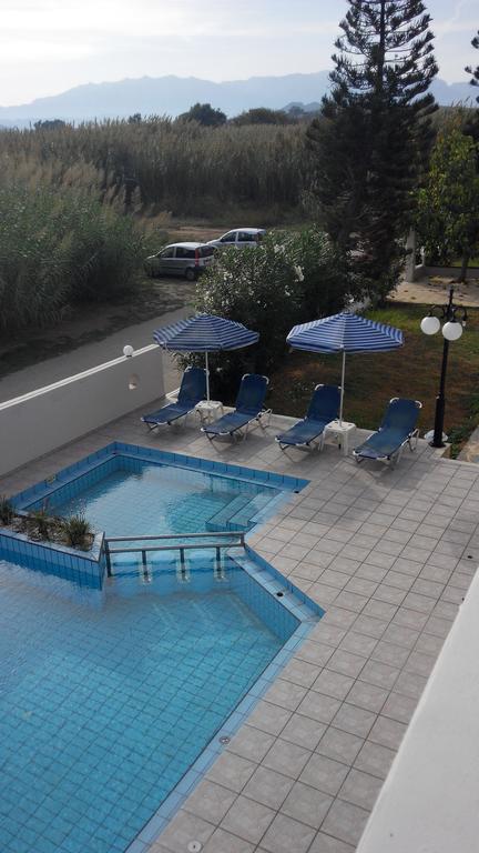 Viaros Apartments Gerani (Chania) Bagian luar foto